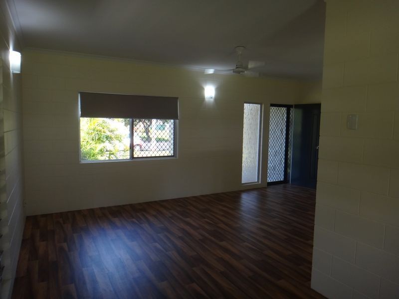 17 Turner Street, Whitfield QLD 4870