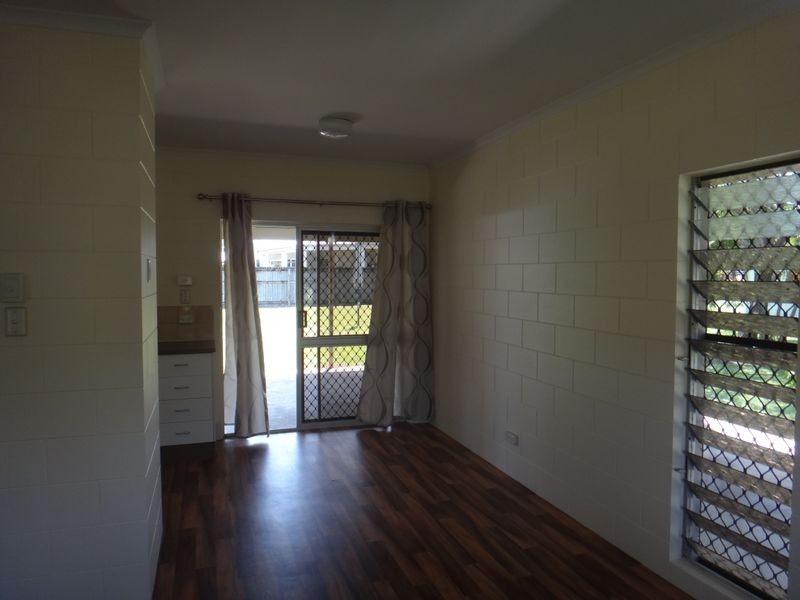 17 Turner Street, Whitfield QLD 4870