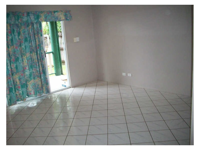 18 Lamb Street, Smithfield QLD 4878