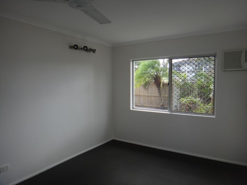 1/213 Mcleod Street, Cairns North QLD 4870