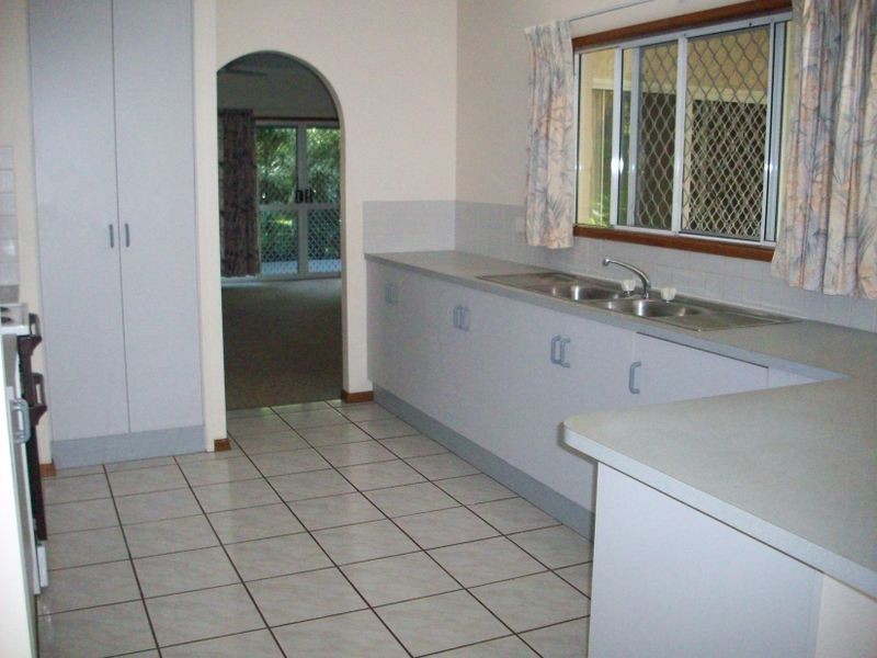 6 Kitava Street, Trinity Beach QLD 4879