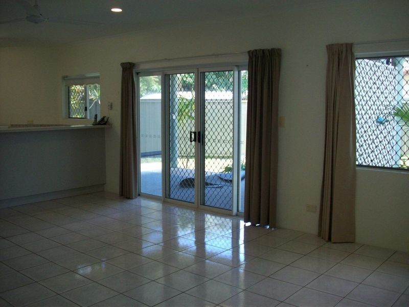 Trinity Beach QLD 4879