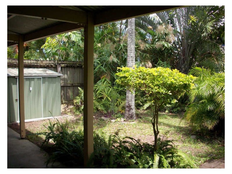 Westcourt QLD 4870