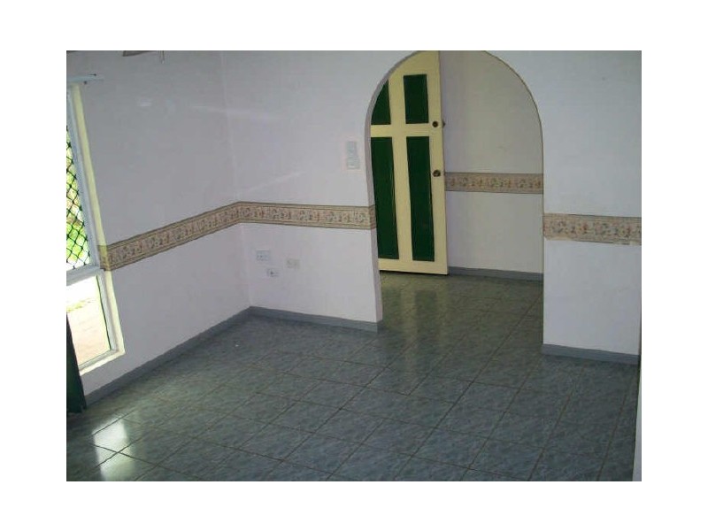 4-6 Barclay Close, Brinsmead QLD 4870