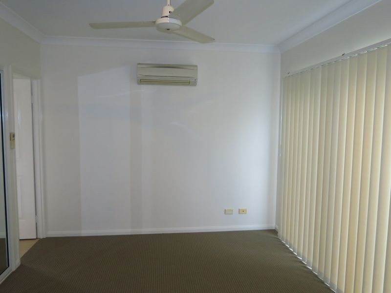 24 Chesterfield Close, Brinsmead QLD 4870