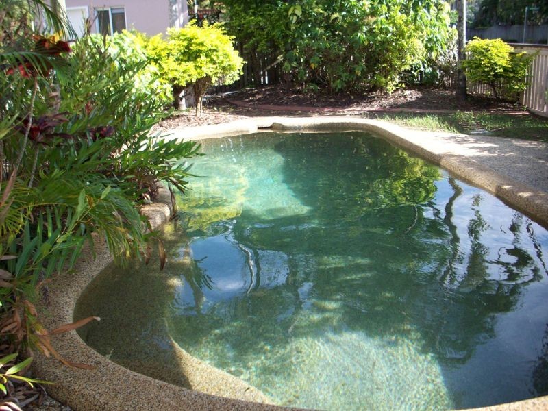 Manoora QLD 4870