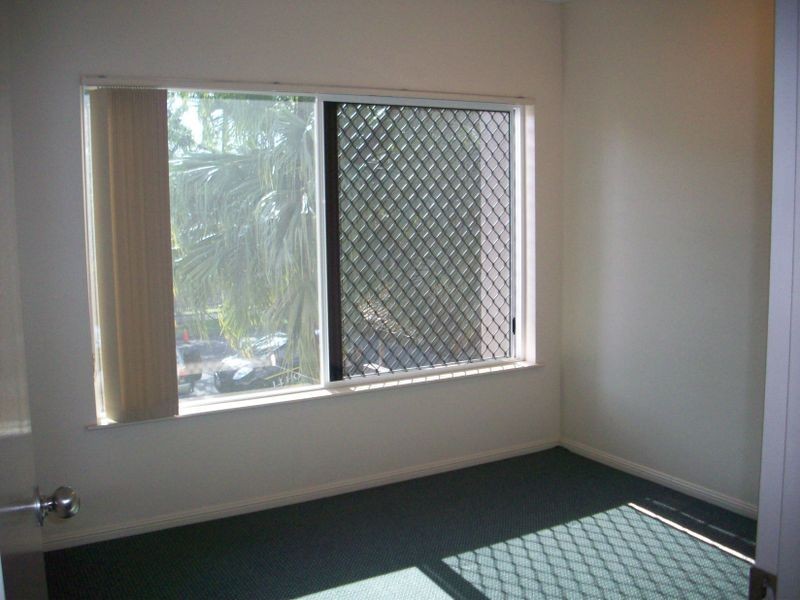 Manoora QLD 4870