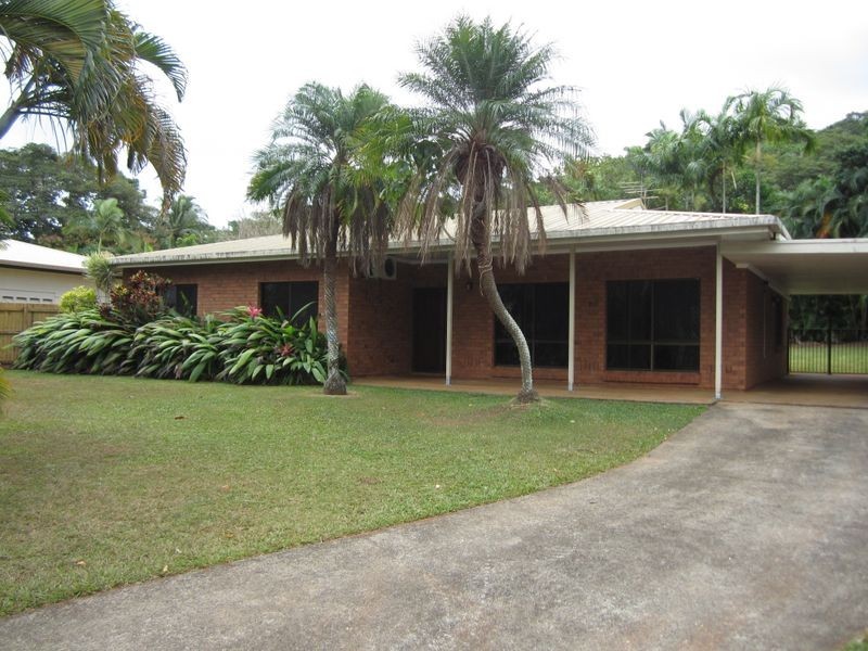 13 Adam Street, Brinsmead QLD 4870