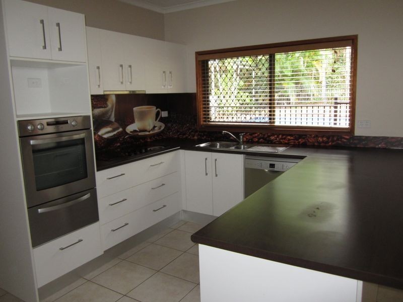 13 Adam Street, Brinsmead QLD 4870
