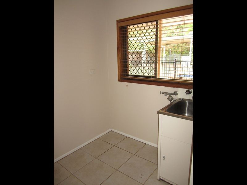13 Adam Street, Brinsmead QLD 4870