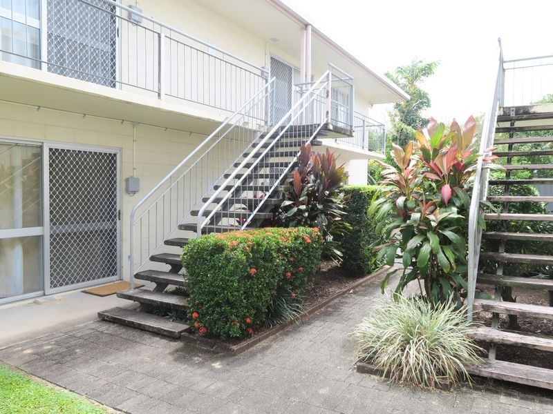 8/239 Lyons Street, Westcourt QLD 4870