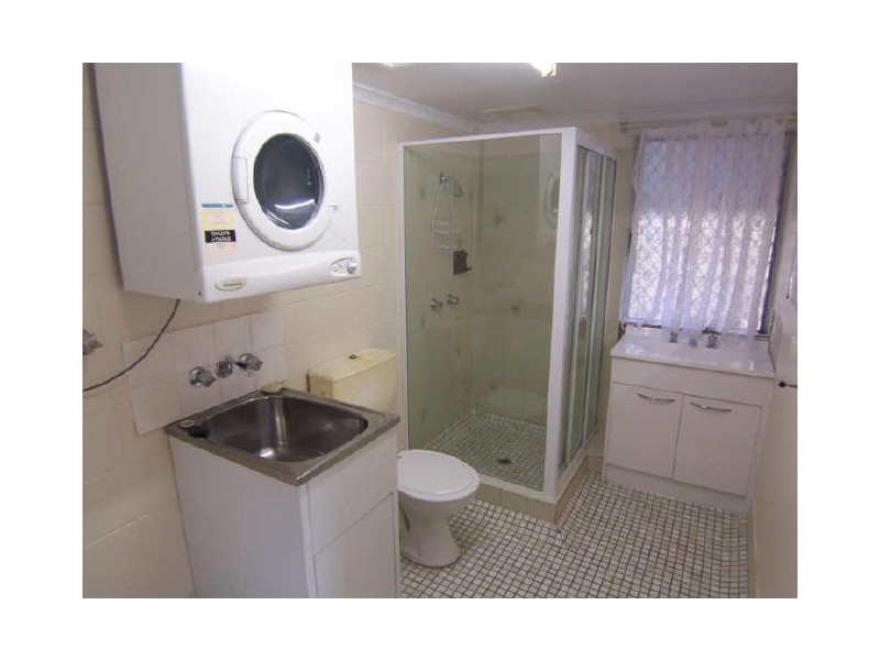 Manoora QLD 4870