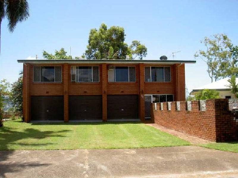 28 Koppen Terrace, Mooroobool QLD 4870