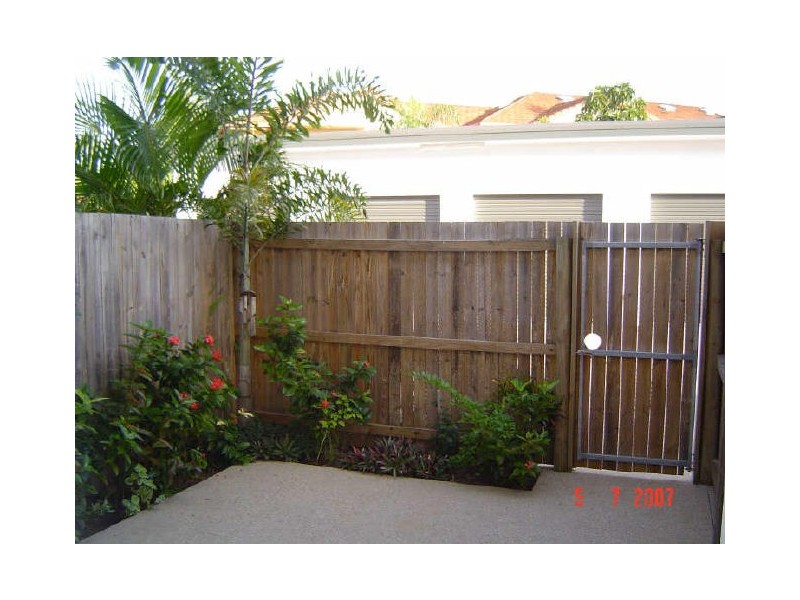 6/9 Grantala Street, Manoora QLD 4870
