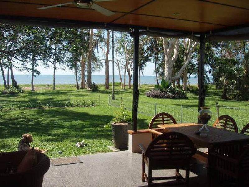 18 Evans Road, Bramston Beach QLD 4871