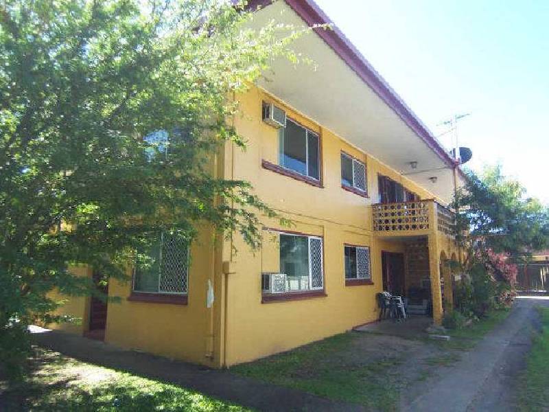 24 Creedy Street, Westcourt QLD 4870