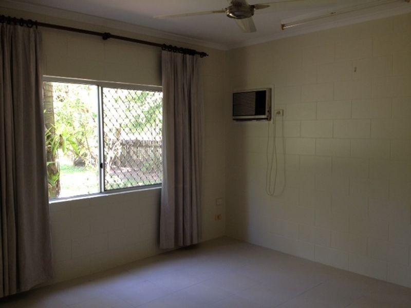69 Enmore Street, Manoora QLD 4870