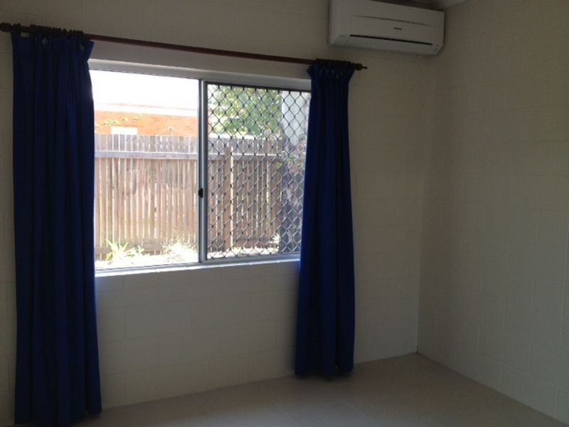 69 Enmore Street, Manoora QLD 4870