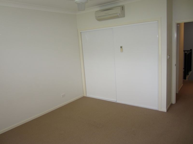 4/9 Grantala Street, Manoora QLD 4870