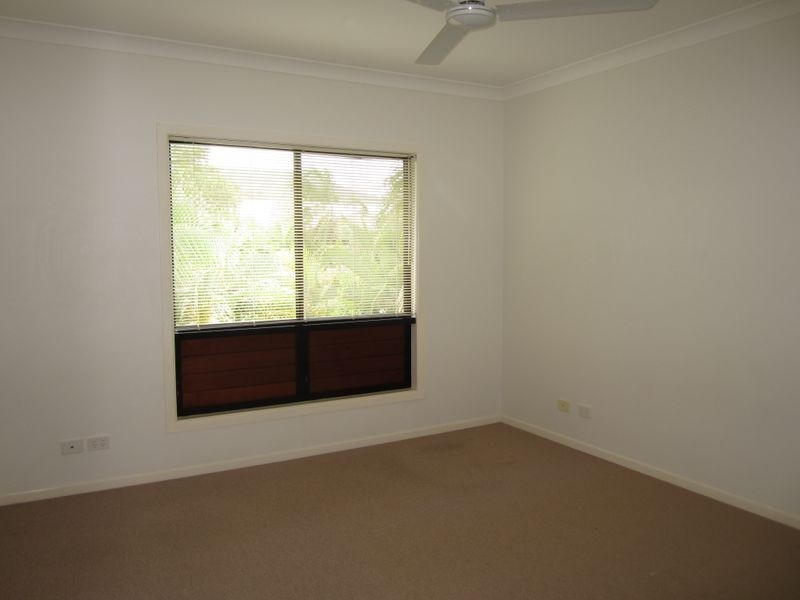 4/9 Grantala Street, Manoora QLD 4870
