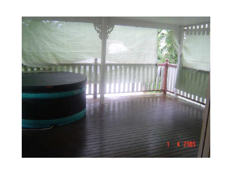 101 Russell Street, Edge Hill QLD 4870