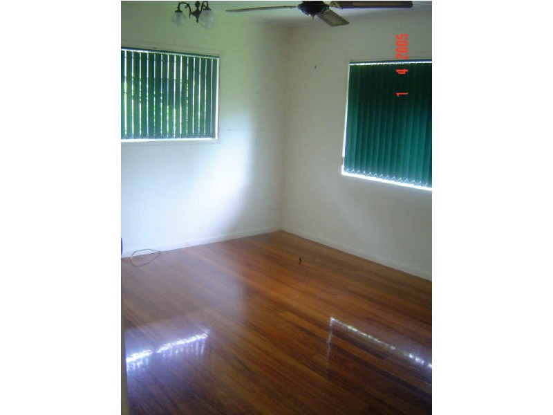 101 Russell Street, Edge Hill QLD 4870