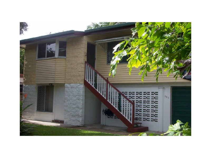 101 Russell Street, Edge Hill QLD 4870