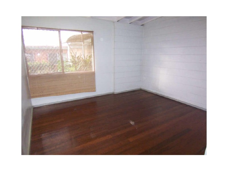 120 McCormack Street, Manunda QLD 4870