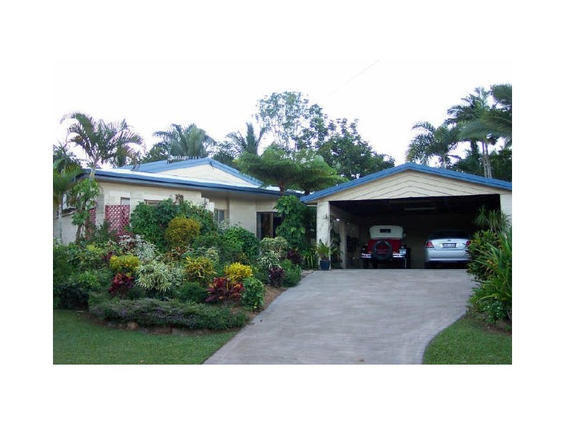 4 Neeve Close, Whitfield QLD 4870