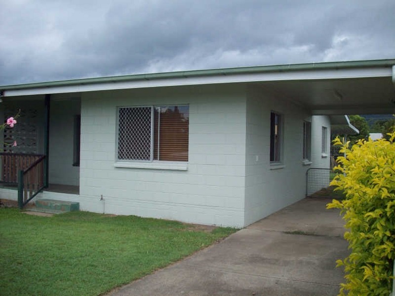 Manunda QLD 4870
