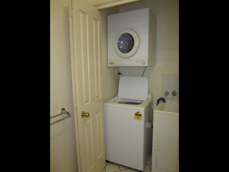 16/10 Digger Street, Cairns North QLD 4870