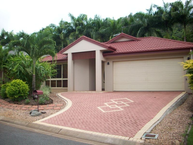 21 Chesterfield Close, Brinsmead QLD 4870