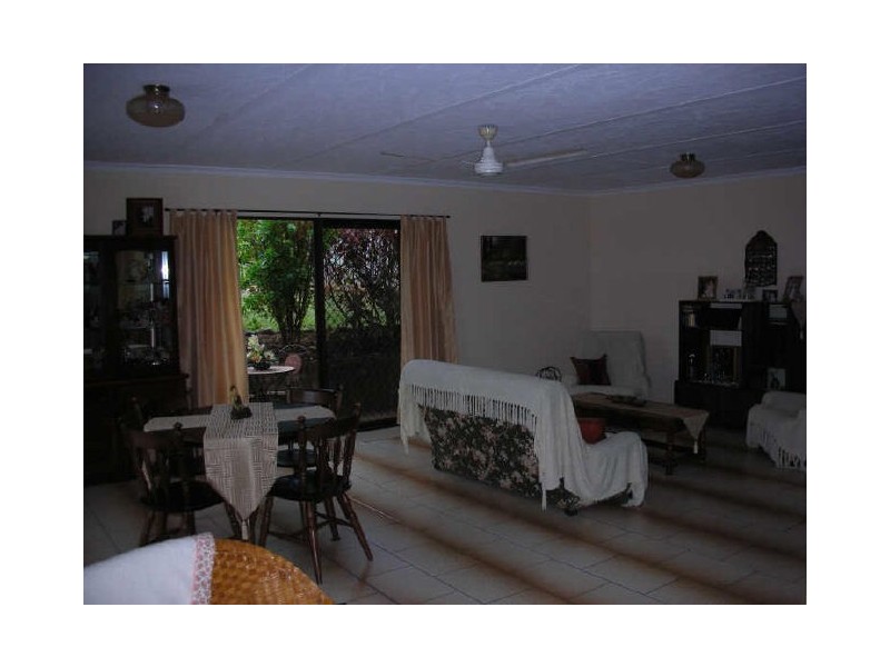 12 Curlewis Close, Brinsmead QLD 4870