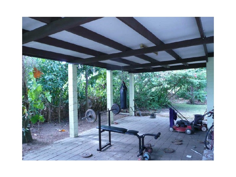 27 Koch Street, Mooroobool QLD 4870