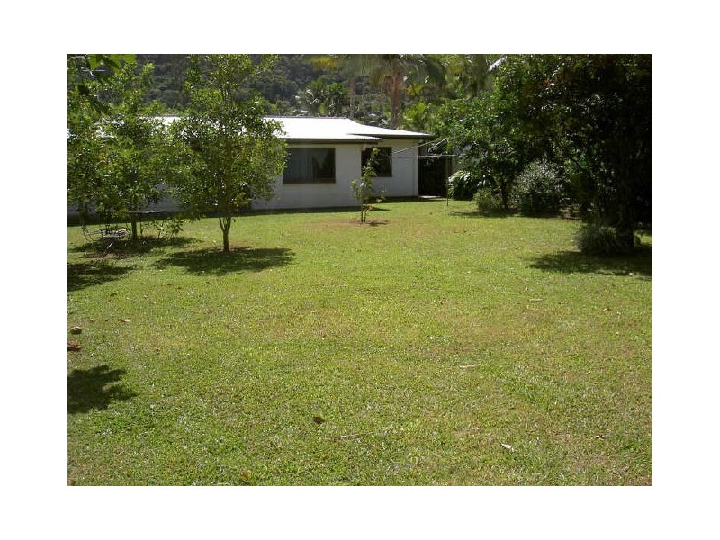 48 Hobson Drive, Brinsmead QLD 4870