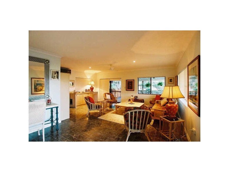 71 Flecker Street, Whitfield QLD 4870