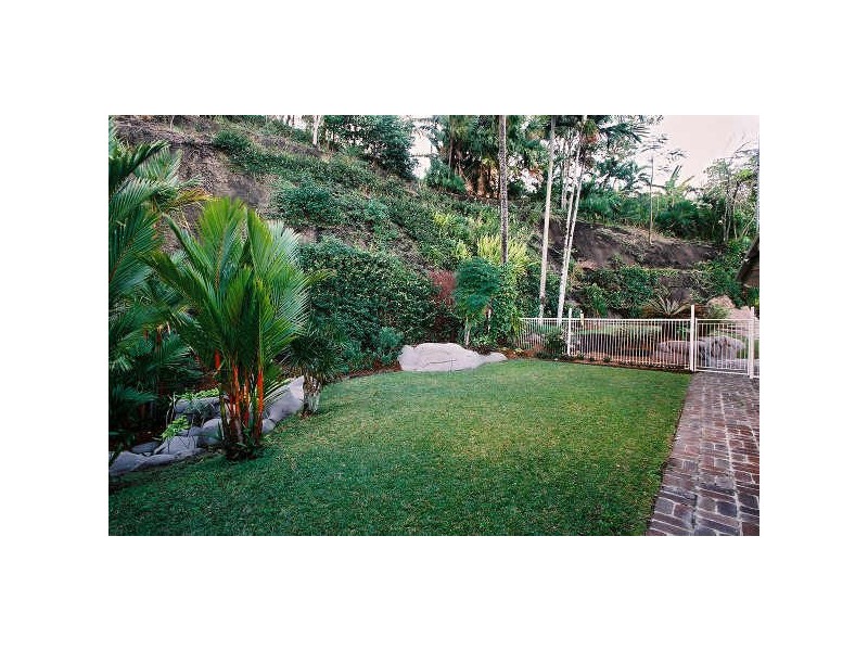 71 Flecker Street, Whitfield QLD 4870