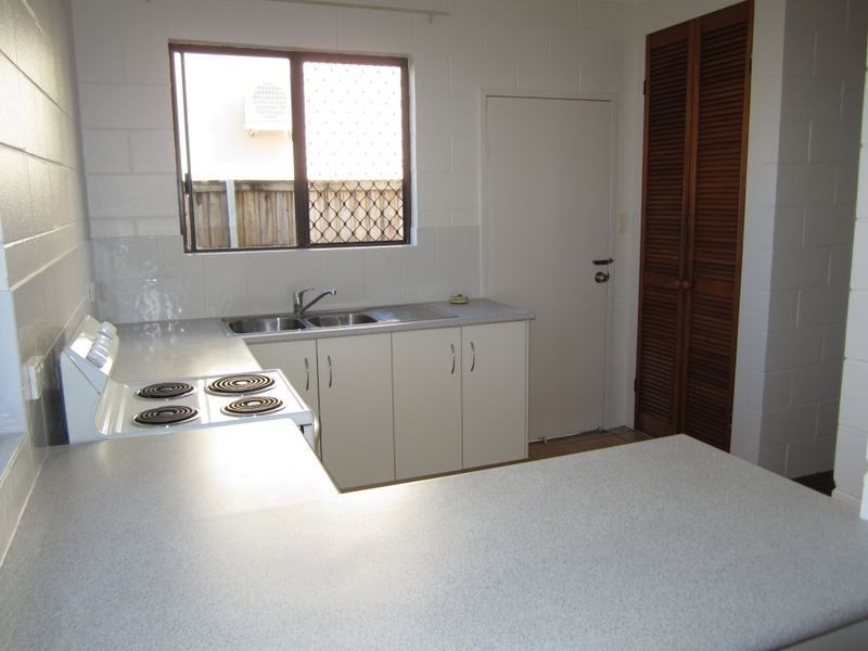 Manoora QLD 4870