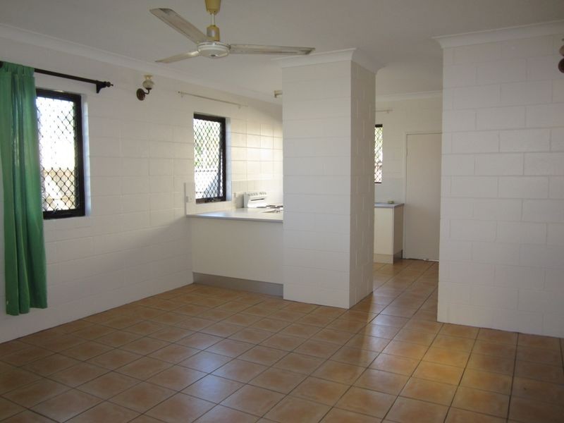 Manoora QLD 4870