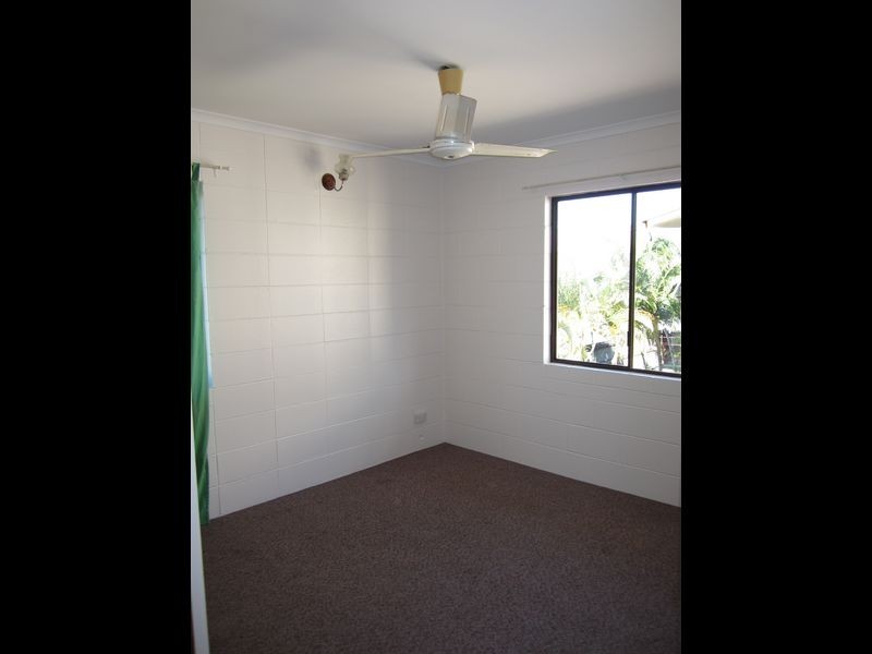Manoora QLD 4870