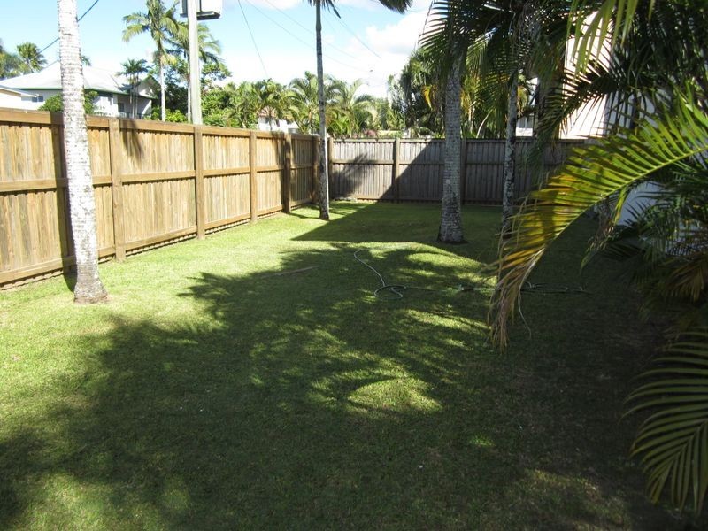 Manoora QLD 4870