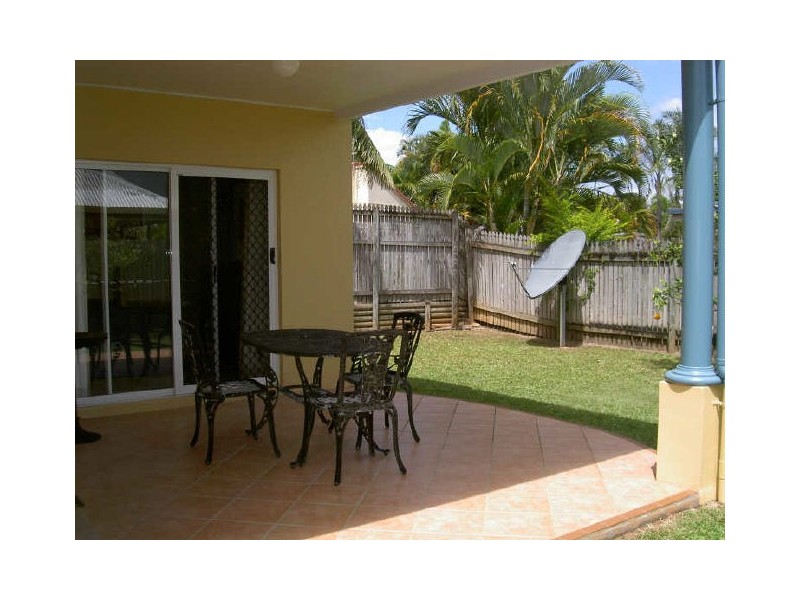 18 Sherwood Close, Brinsmead QLD 4870