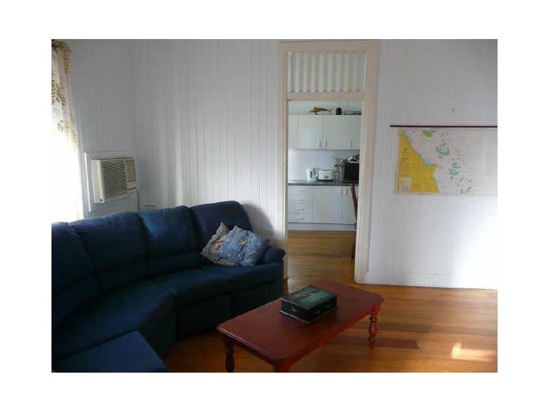 11 Dunn Street, Parramatta Park QLD 4870