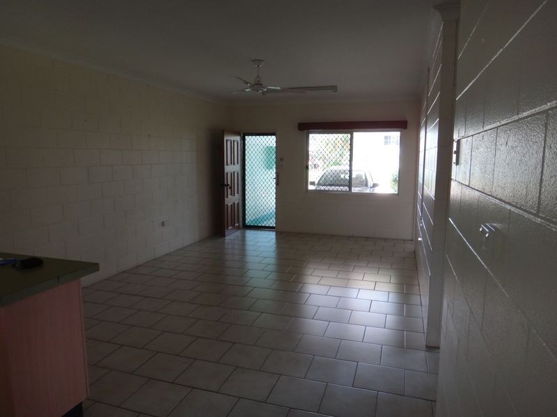 1/19 Sorrento Street, Woree QLD 4868