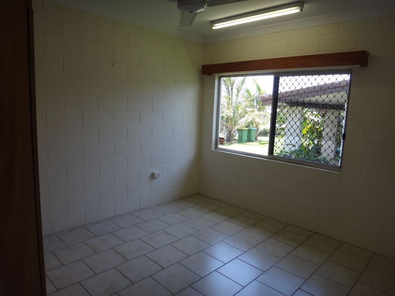 1/19 Sorrento Street, Woree QLD 4868