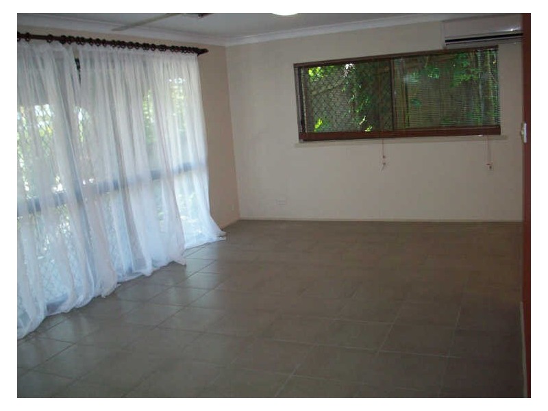 27 Behan Street, Stratford QLD 4870