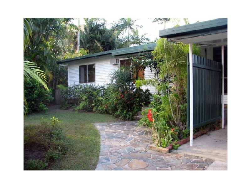 32 Cassia Street, Edge Hill QLD 4870