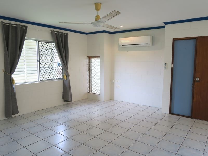 8 Bottlebrush Street, Mooroobool QLD 4870