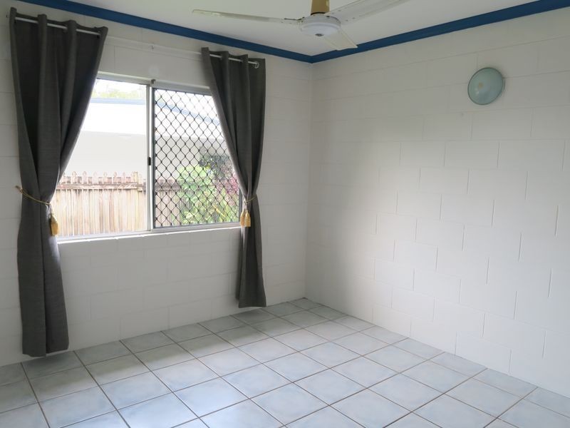 8 Bottlebrush Street, Mooroobool QLD 4870