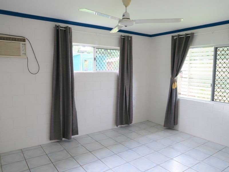 8 Bottlebrush Street, Mooroobool QLD 4870